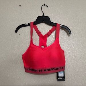 Under Armour Women's Vibrant Sports Bra NEW WITH TAGS!!